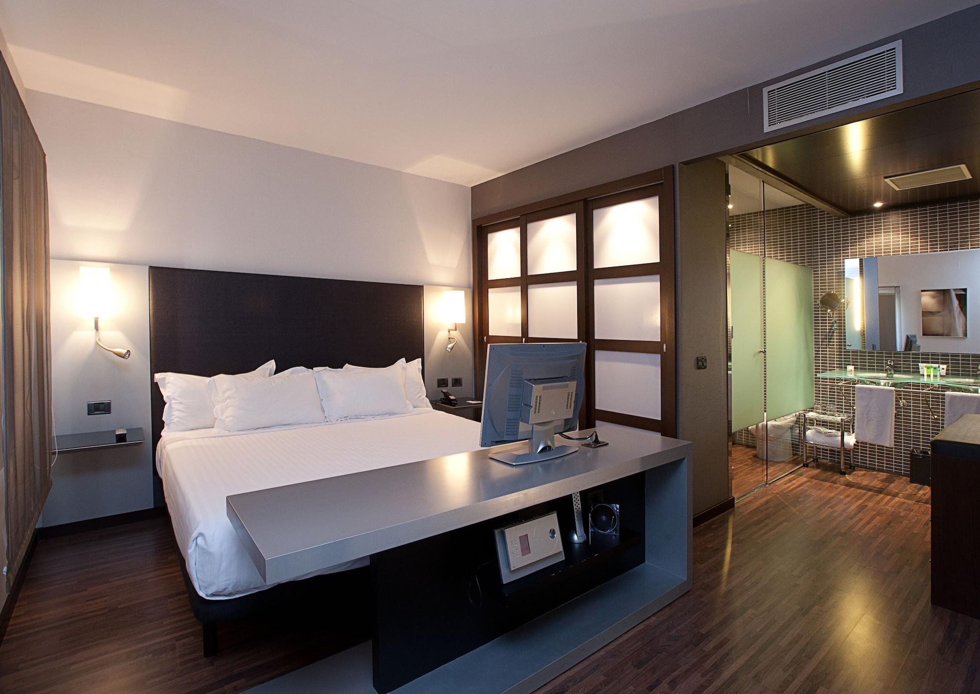 Hotel Sercotel Ciutat D'Alcoi Esterno foto