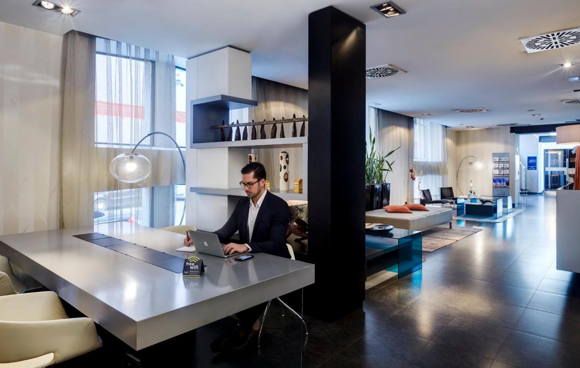 Hotel Sercotel Ciutat D'Alcoi Esterno foto